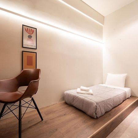 A Place 4U No6 - City Escape With Balcony Lounge & Open Living Space Atenas Exterior foto