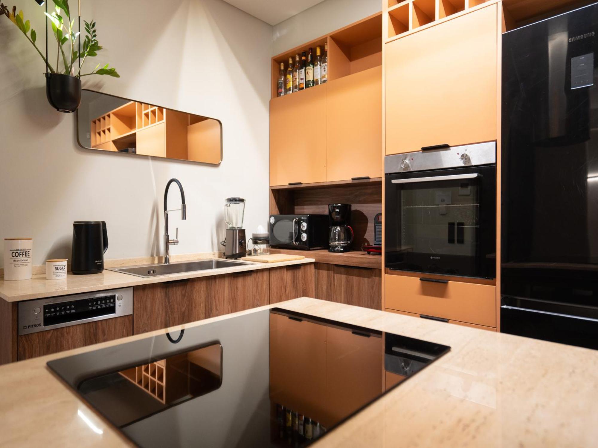 A Place 4U No6 - City Escape With Balcony Lounge & Open Living Space Atenas Exterior foto